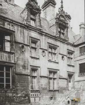 Hôtel de Than (Caen)